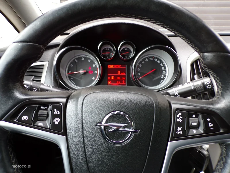 Opel Astra J 20