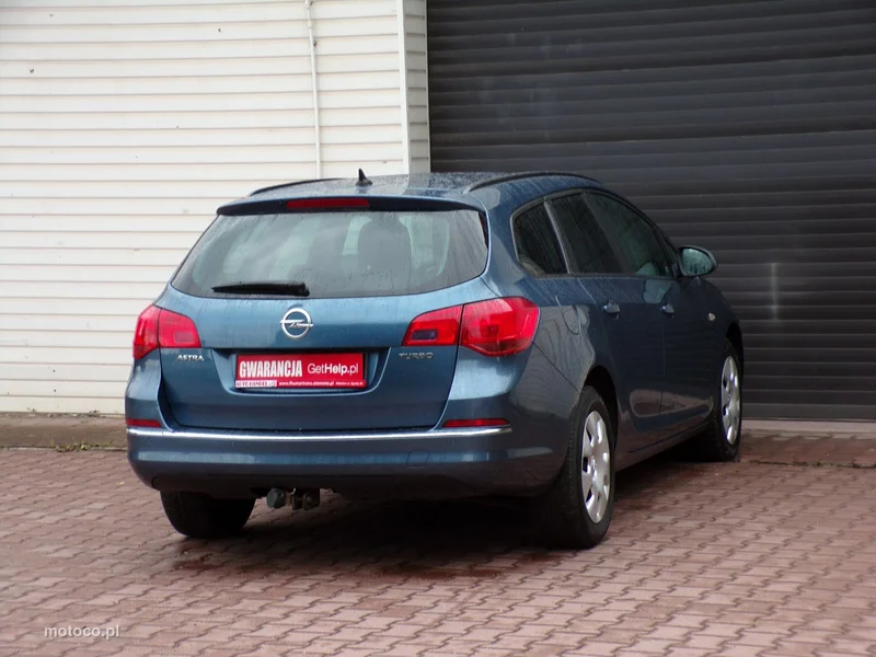 Opel Astra J 7