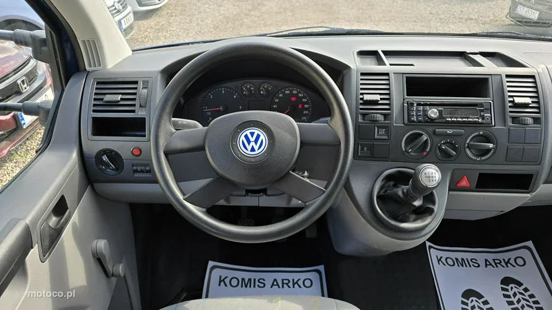 Volkswagen Transporter 12