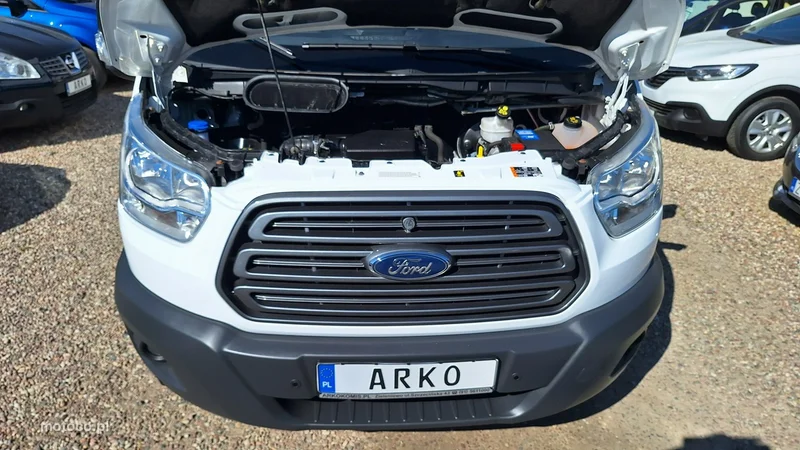 Ford Transit 16