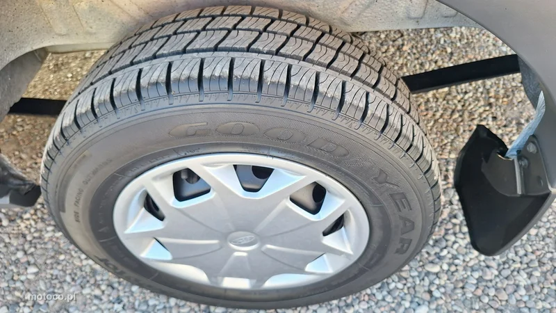 Ford Transit 18