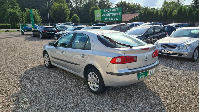 Renault Laguna II 4