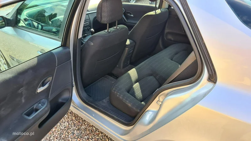 Renault Laguna II 10