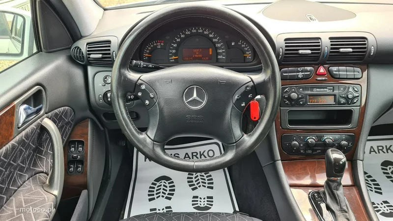 Mercedes-Benz Klasa C W203 C 180 20