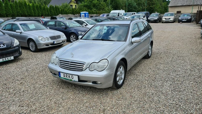 Mercedes-Benz Klasa C W203 C 180 3