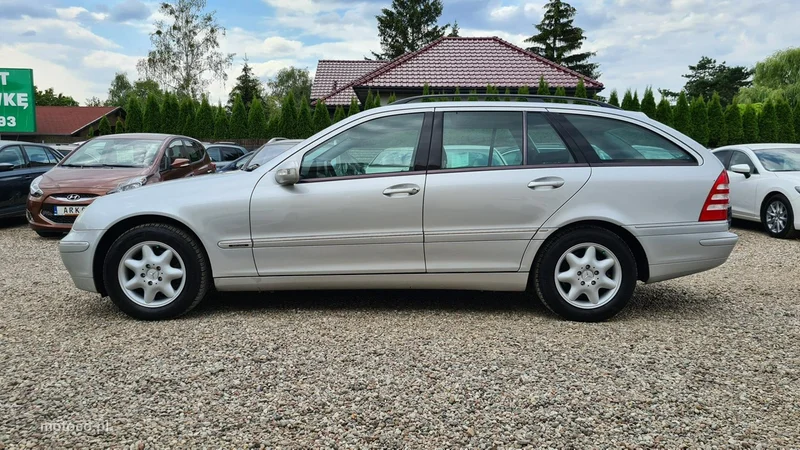 Mercedes-Benz Klasa C W203 C 180 5