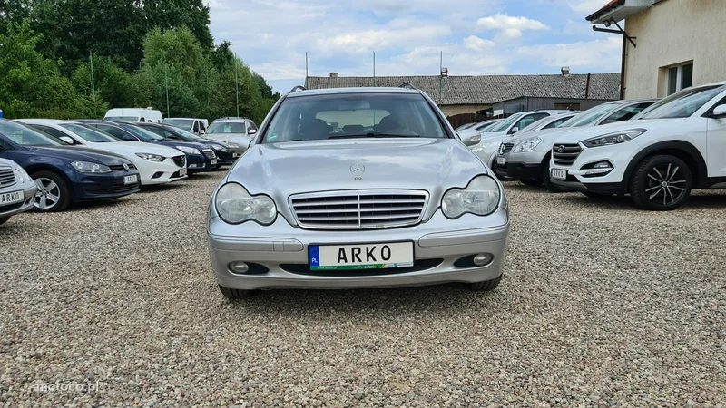 Mercedes-Benz Klasa C W203 C 180 6