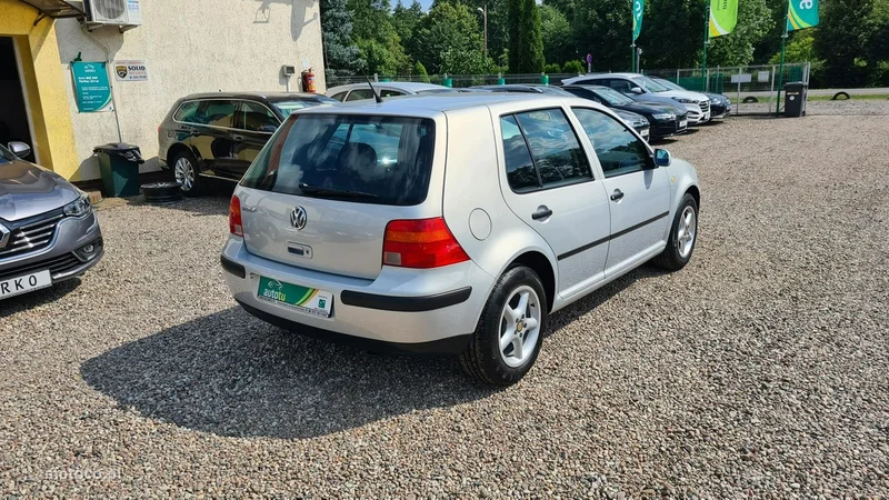 Volkswagen Golf IV 4