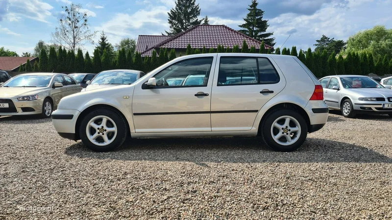 Volkswagen Golf IV 5