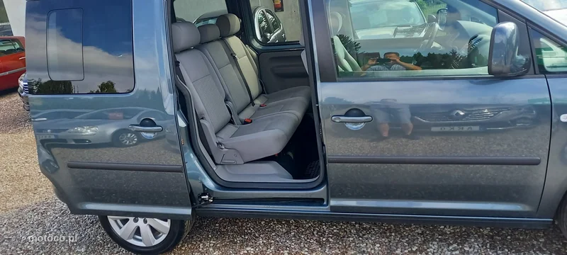 Volkswagen Caddy III 13