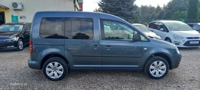 Volkswagen Caddy III 7