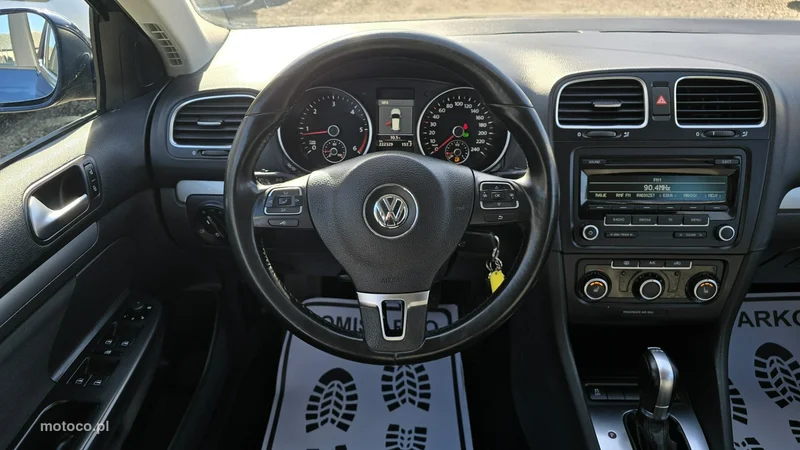 Volkswagen Golf VII 12