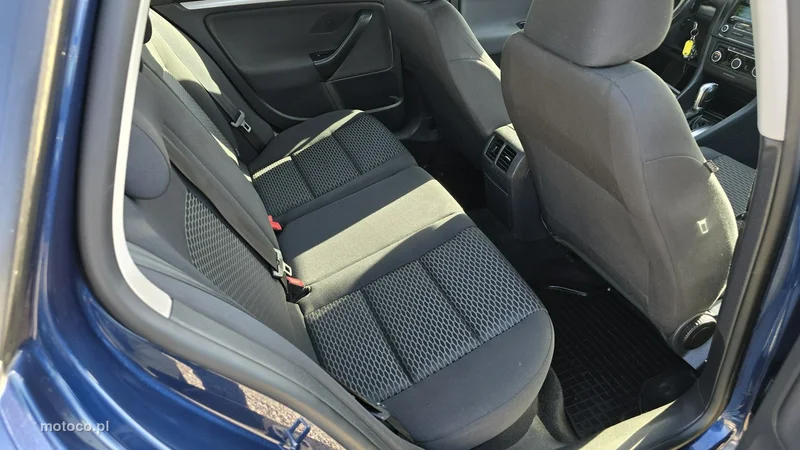 Volkswagen Golf VII 14