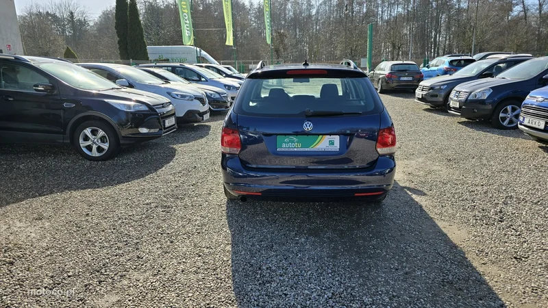 Volkswagen Golf VII 8