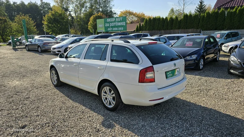 Skoda Octavia II 2