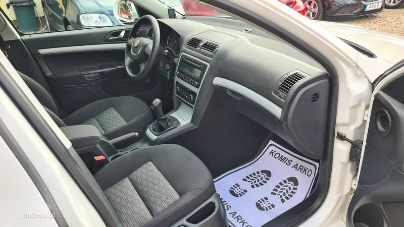 Skoda Octavia II 13
