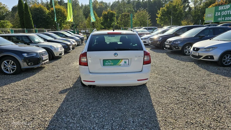 Skoda Octavia II 8