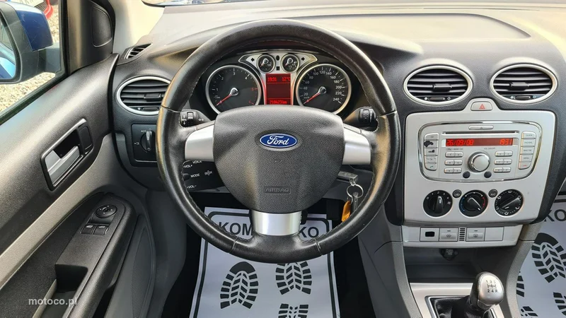 Ford Focus II 12