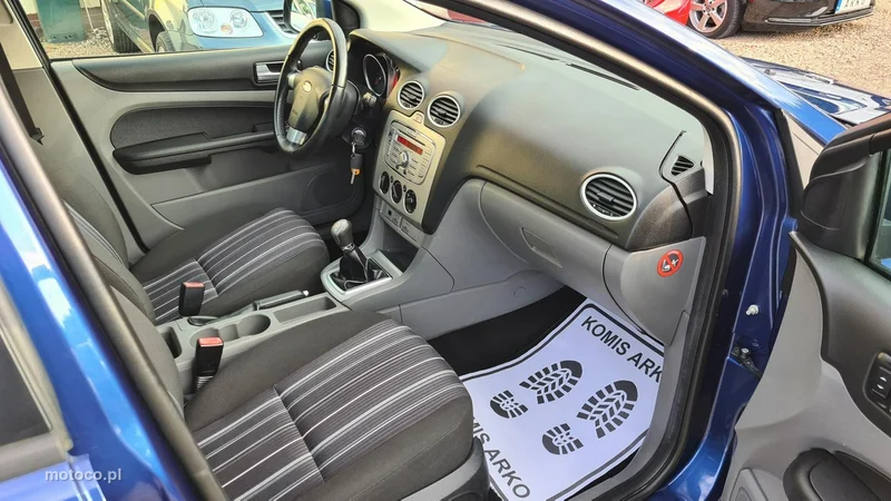 Ford Focus II 13