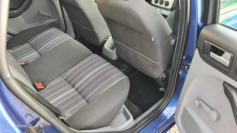 Ford Focus II 14