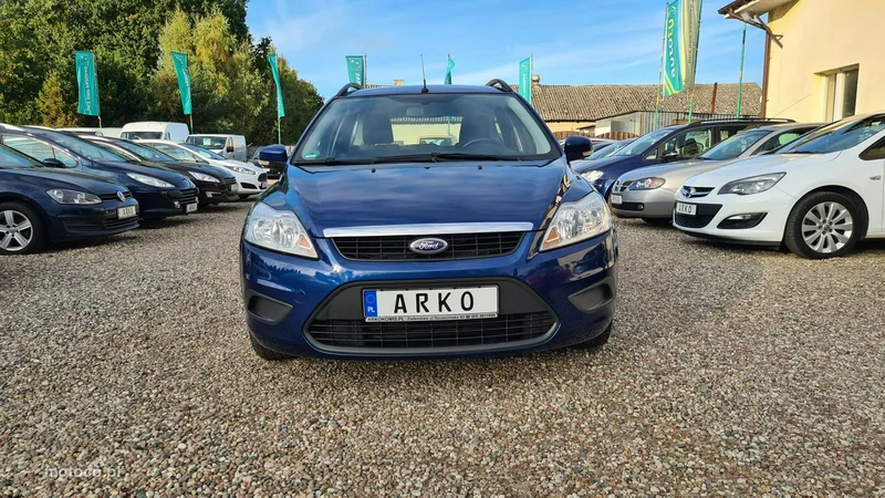 Ford Focus II 6