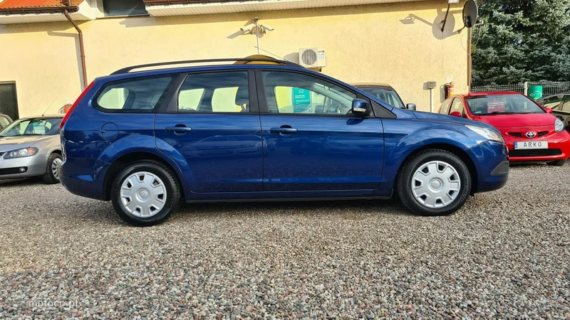 Ford Focus II 7