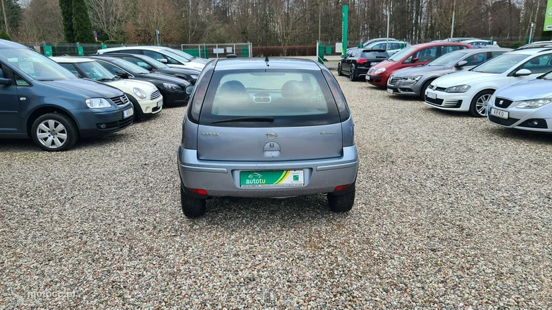 Opel Corsa C 8