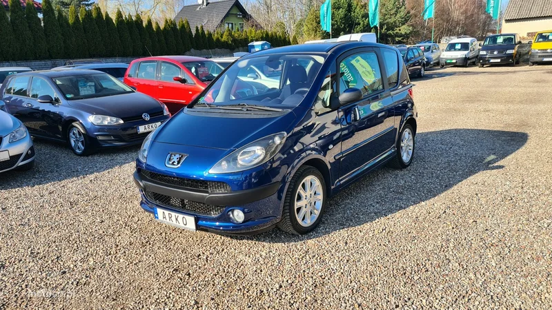 Peugeot 1007 4