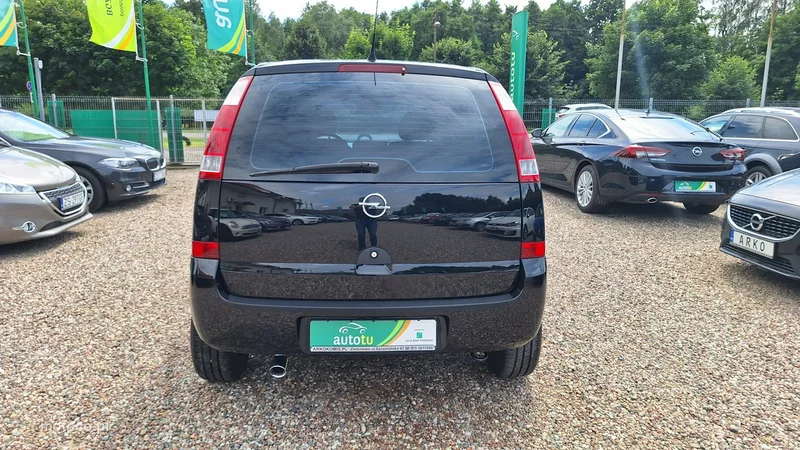Opel Meriva A 8