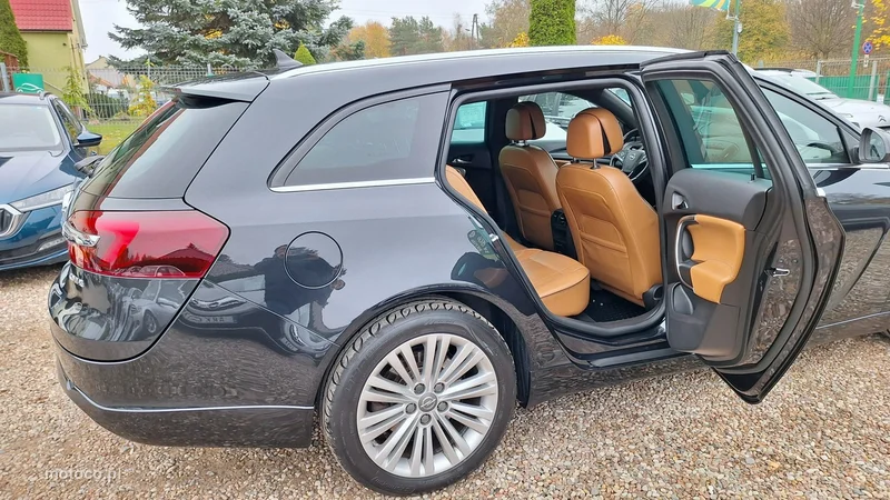 Opel Insignia A 12