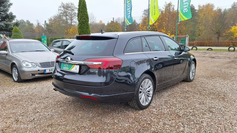 Opel Insignia A 4