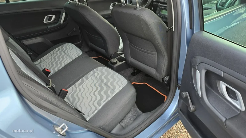 Skoda Fabia II 13