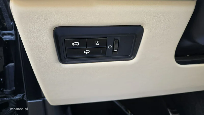 Land Rover Range Rover 20