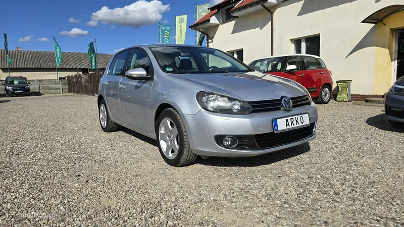 Volkswagen Golf VI