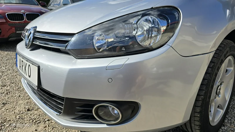 Volkswagen Golf VI 22