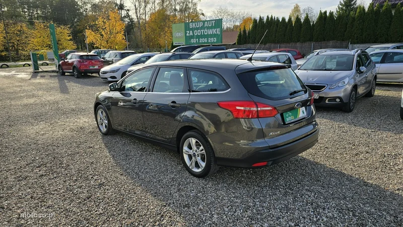Ford Focus III 2