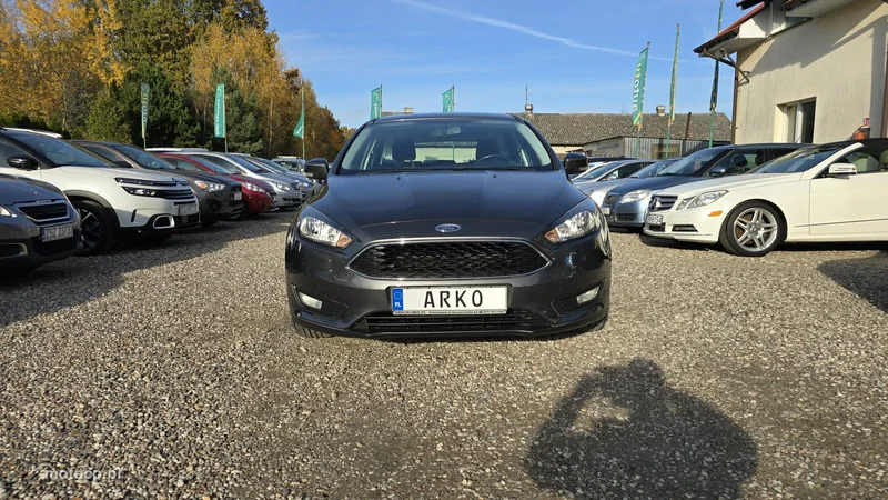 Ford Focus III 6