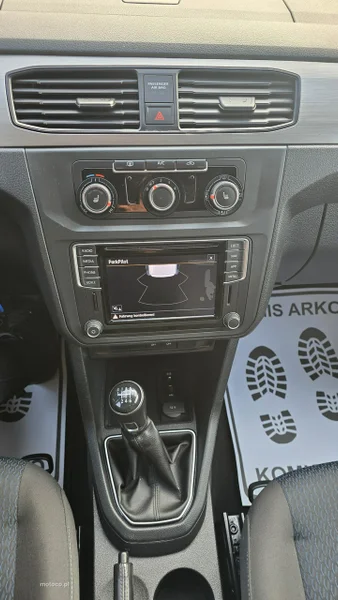 Volkswagen Caddy IV 23