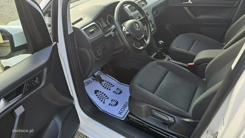 Volkswagen Caddy IV 10