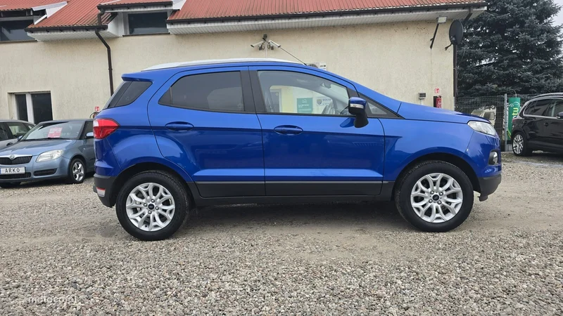 Ford EcoSport 6