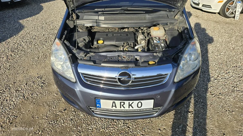Opel Zafira B 18
