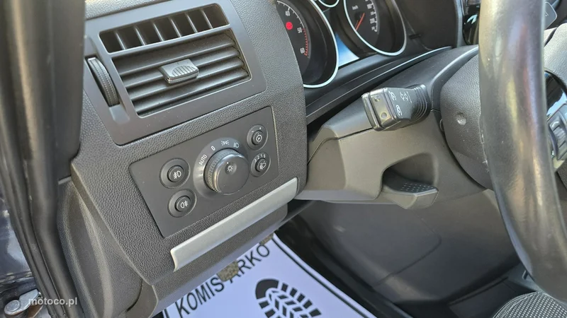 Opel Zafira B 20