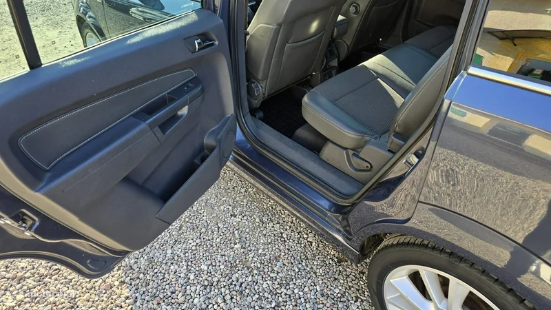Opel Zafira B 10