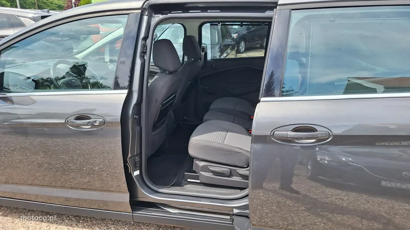 Ford Grand C-Max 9