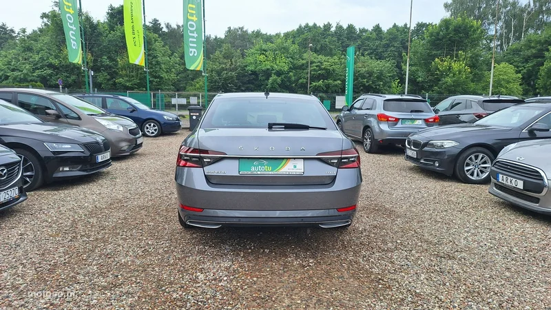 Skoda Superb III 8