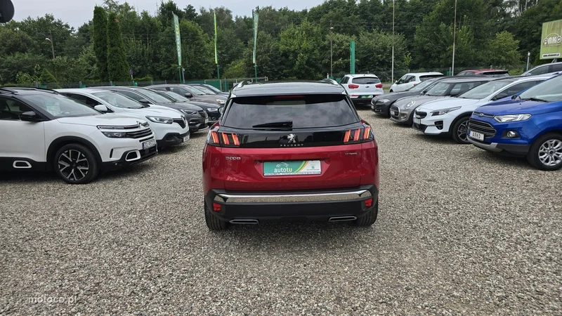 Peugeot 3008 8