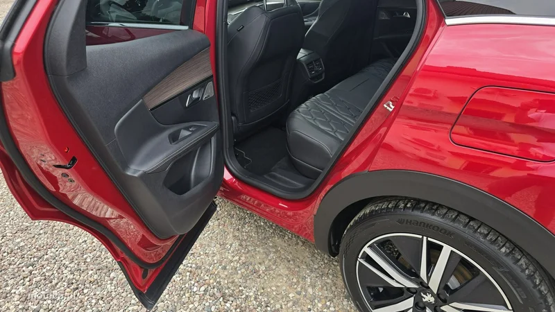 Peugeot 3008 10