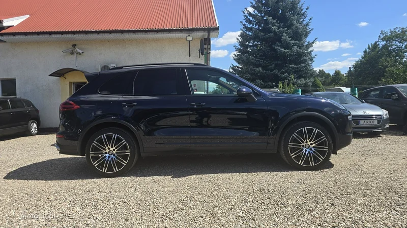 Porsche Cayenne 92A 5