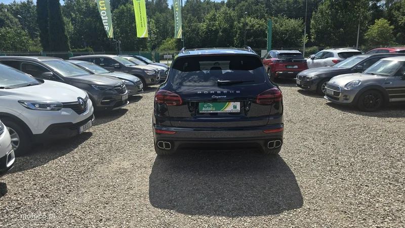 Porsche Cayenne 92A 6
