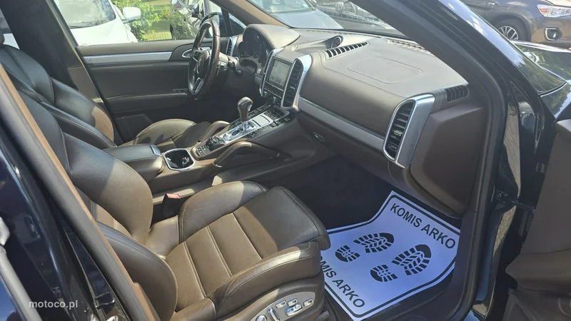 Porsche Cayenne 92A 10